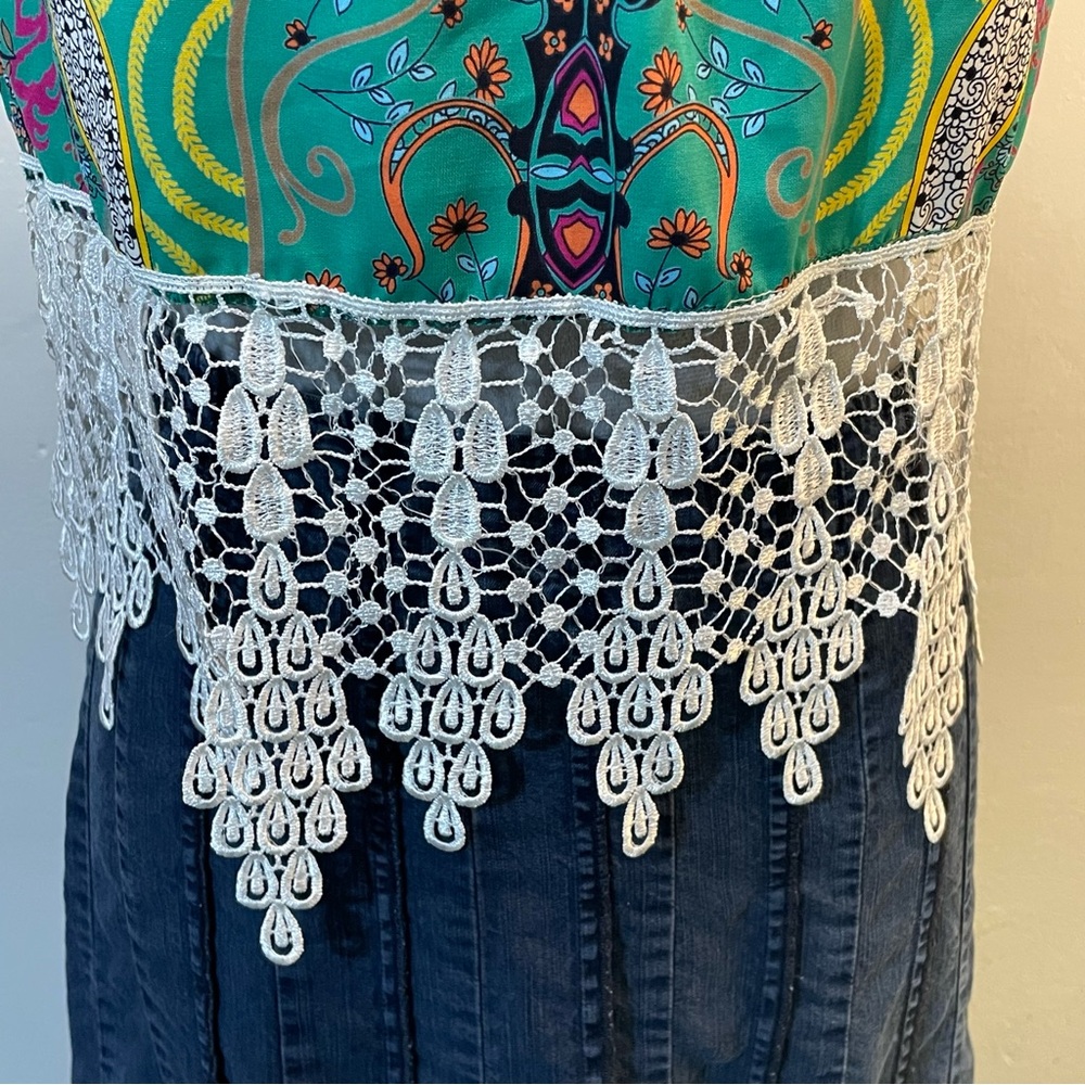 #0243 MOD Paisley Halter Top with Lace Trim-S - Picture 4 of 5